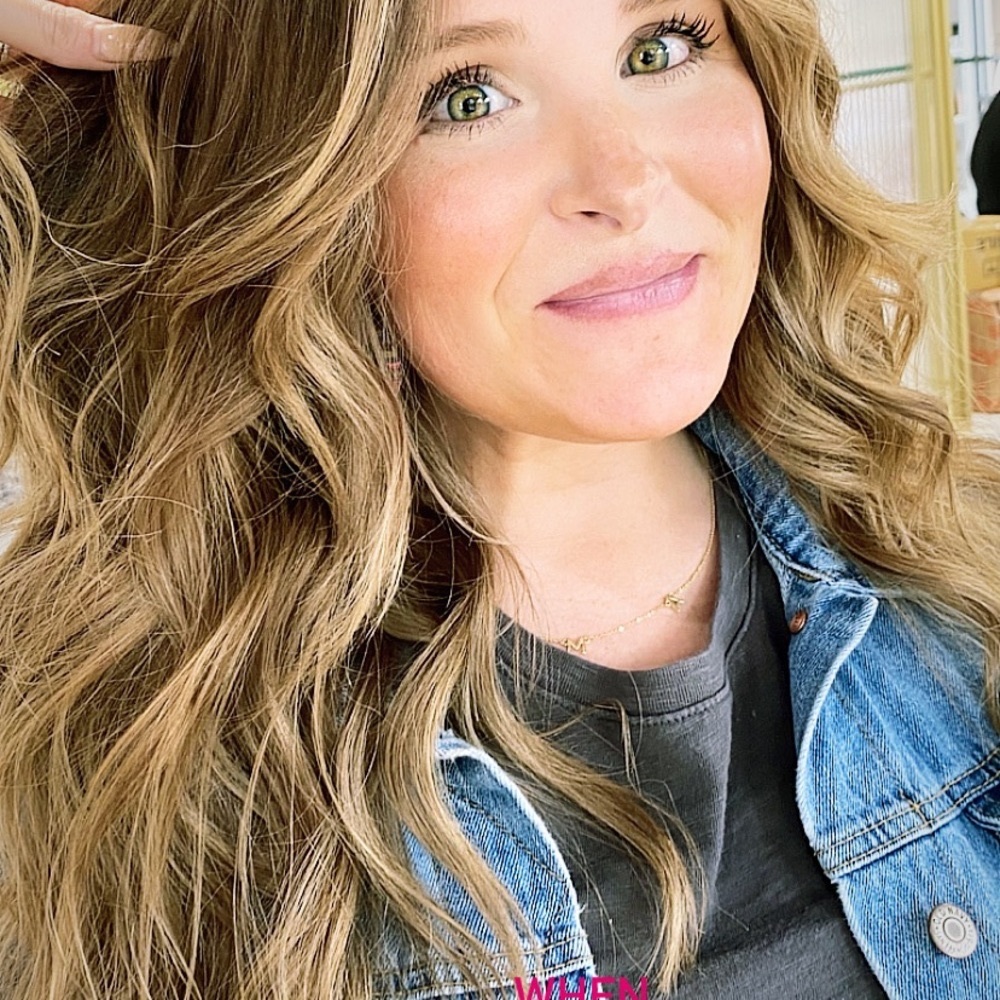 Meet your Posher, Amy